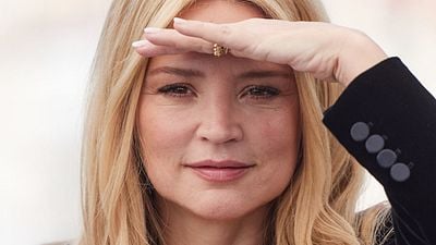 image de la news "Je crois vraiment que le gars en avait rien à secouer" : Virginie Efira n'oubliera jamais le comportement de ce journaliste !