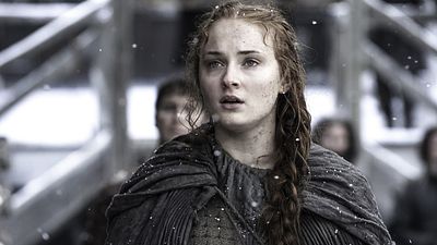 image de la news Cette série "a rendu justice aux femmes" : Sophie Turner défend une scène très controversée de Game of Thrones