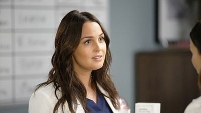 image de la news Grey’s Anatomy sur TF1 : Jo et les bébés vont-ils survivre ? “Préparez-vous mentalement” prévient Camilla Luddington