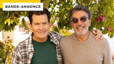 image de la news 12 ans après son départ de Mon Oncle Charlie, Charlie Sheen revient dans une série comique ! Voici la bande-annonce de Bookie