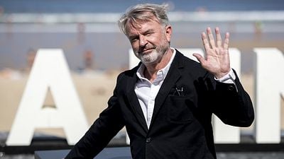 image de la news "Je t'aimerai pour toujours, Dr Alan Grant" : l'hommage très émouvant de Steven Spielberg et Laura Dern à Sam Neill