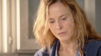 image de la news Un Si Grand Soleil : après un an d'absence, Hélène fait son grand retour et elle est plus en danger que jamais