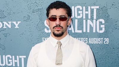 image de la news "Dans la lignée du Parrain et de Gangs of New York" : Bad Bunny sera la star d’un western au casting très prestigieux