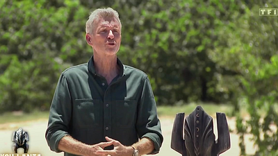 image de la news Koh-Lanta : "Ce n'est pas un si mauvais nageur que ça", Denis Brogniart prend la défense d'un candidat