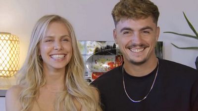 image de la news Adixia et Simon dans Un dîner presque parfait : ils racontent ce clash non diffusé avec un candidat Marseillais