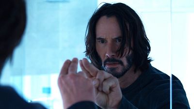 image de la news "C'est terrifiant" : 24 ans après Matrix, Keanu Reeves continue de lutter contre l'intelligence artificielle