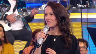 image de la news N’oubliez pas les paroles : Nagui jamais très loin de Morgane… Elle s’explique