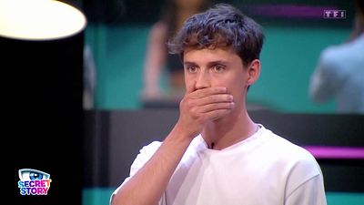 image de la news Rebondissement inédit… Une candidate de Secret Story éliminée par ses camarades juste avant la finale !