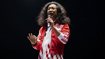 image de la news "Les traces de ce que tu laisses, mon ami, sont éternelles" : nombreux hommages saluant la mémoire du comédien Bun Hay Mean, décédé à 43 ans