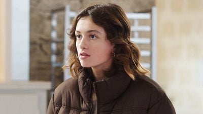 image de la news Ici tout commence sur TF1 : que va-t-il se passer pour Inès ? Romy Durand en dit plus sur son rôle de la petite sœur de Lionel et Zoé