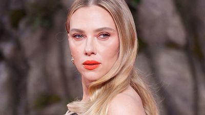 image de la news Scarlett Johansson : vous connaissiez l'actrice, découvrez la réalisatrice ! Que vaut Eleanor The Great, son premier film ?