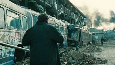 image de la news C'est l'un des meilleurs films de science-fiction des 20 dernières années : comment ce plan époustouflant des Fils de l'Homme a-t-il été tourné ?