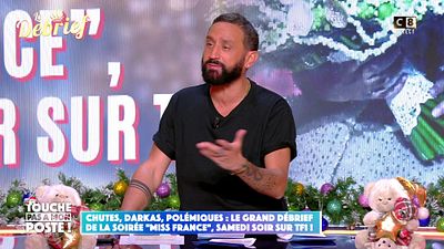 image de la news “Calme toi va, travaille !”, Cyril Hanouna perturbé par un texto de sa sœur en plein direct dans TPMP