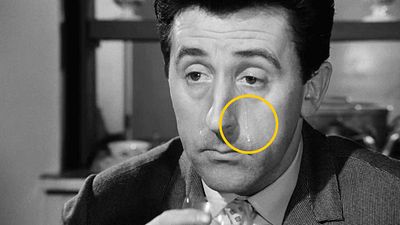 image de la news Les Tontons flingueurs : voilà pourquoi Jean Lefebvre lâche une larme pendant la célèbre scène de la cuisine