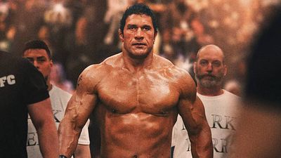 image de la news "Une autre facette de Dwayne Johnson" : comment ce biopic offre à la star l'un des plus beaux rôles de sa carrière ?