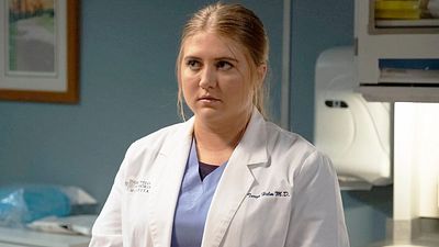 image de la news Grey’s Anatomy sur TF1 : “J'étais triste de voir mon ami partir”... Jaicy Elliot (Taryn Helm) réagit au départ de Jake Borelli (Levi)
