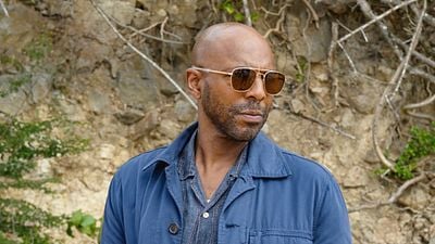 image de la news Déprogrammation Meurtres au Paradis : pourquoi France 2 ne diffuse pas d'épisodes inédits de la saison 15 ce lundi 4 mai au soir ?