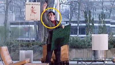 image de la news Il y a 57 ans, il faisait ses débuts au cinéma, aujourd'hui tout le monde le connait. Avez-vous reconnu cet acteur dans son tout premier rôle ?