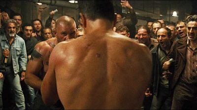 image de la news Ni James Bond, ni John Wick... Il y a 23 ans, cette saga d'action culte a changé pour toujours le cinéma américain et elle débarque aujourd'hui en intégralité sur Netflix !