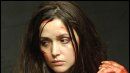 image de la news Rose Byrne va faire des "Damages" à Nicolas Cage