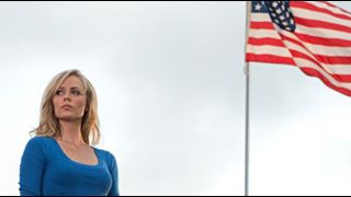 image de la news Supergirl de retour dans "Smallville"