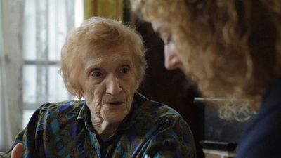 image de la news Court métrage : Joséphine de Meaux et Renée Le Calm "chopent" avec de la soupe...