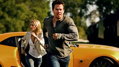 image de la news Extrait & making-of Transformers : pleins feux sur Mark Wahlberg