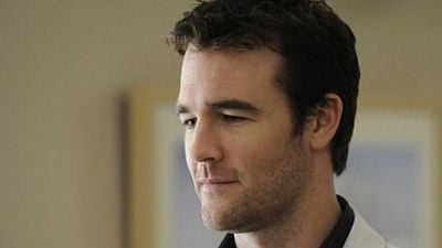 image de la news James Van Der Beek retrouve l'équipe des Lois de l'attraction à la télé