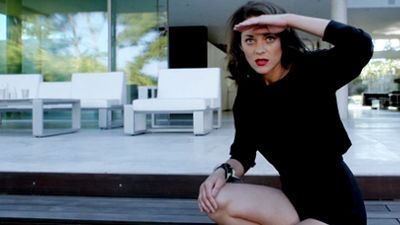 image de la news Marion Cotillard fait des miracles dans une étonnante vidéo pour Dior !