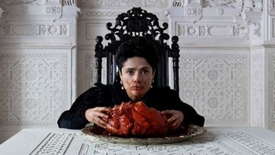 Cannes 2015 : bande-annonce Tale of Tales : Salma Hayek dévore un coeur