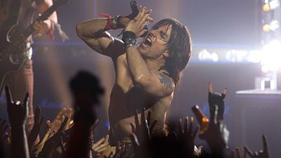 image de la news Tom Cruise va-t-il pousser la chansonnette pour Michel Hazanavicius ?