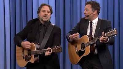 Russell Crowe chante une chanson écolo-grivoise avec Jimmy Fallon