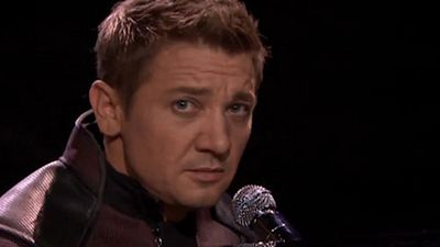 image de la news Jeremy Renner chante pour son personnage dans Avengers