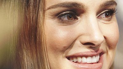 image de la news Cannes 2015 : premières photos de Natalie Portman dans Une histoire d'amour et de ténèbres