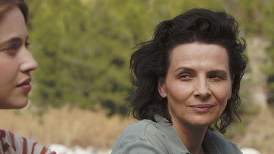image de la news Teaser L'attente : Juliette Binoche et Lou de Laâge tissent une étrange relation au coeur de la campagne sicilienne