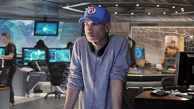 image de la news Roland Emmerich : après Independence Day, un film de guerre ?