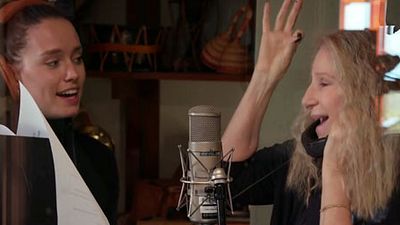 image de la news Daisy Ridley chante pour Barbra Streisand : écoutez la chanson "At The Ballet"