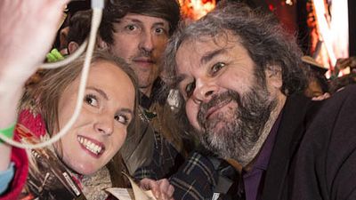 image de la news Peter Jackson en visite à Arras sur la piste de ses aïeux