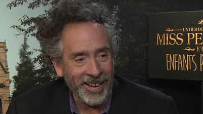 image de la news "On dirait des imitations d'Elvis" : Batman et les super-héros actuels vus par Tim Burton