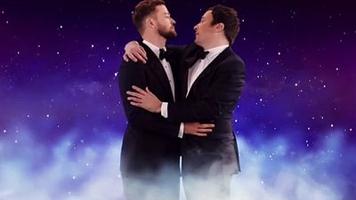 image de la news Golden Globes 2017 : Jimmy Fallon parodie La La Land avec Justin Timberlake et Ryan Reynolds