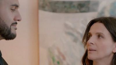 image de la news Dix pour cent : premières images de la saison 2 avec Juliette Binoche et Camille Cottin