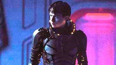 image de la news Valérian : une nouvelle affiche pour le film de SF de Luc Besson !