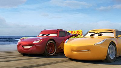 image de la news Nouvelle bande-annonce vrombissante pour Cars 3 : Flash McQueen hors-circuit ?