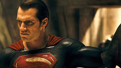 image de la news Henry Cavill fête l'anniversaire de Superman à la cool !