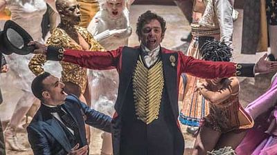 image de la news Hugh Jackman pousse la chansonnette, Jumanji se fait rebooter... Les bandes-annonces à ne pas rater
