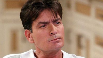 image de la news Accusé de pédophilie envers Corey Haim, Charlie Sheen dément [MISE A JOUR]