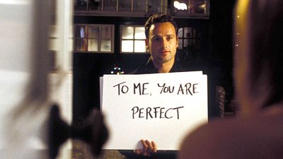 image de la news Love Actually sur M6 : les réticences d'Andrew Lincoln pour la scène de la déclaration d’amour