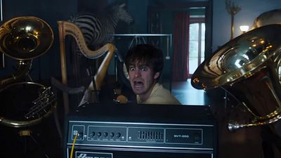 image de la news Bande-annonce Under the Silver Lake : Andrew Garfield mène l'enquête chez le réalisateur d'It Follows