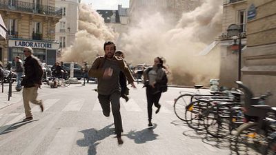 image de la news Dans la Brume : "Ce film est bouleversant parce qu’on peut s’identifier" selon Romain Duris et Olga Kurylenko
