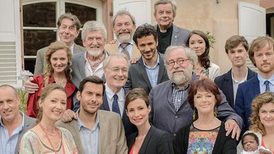 image de la news Une famille formidable : mort du producteur et réalisateur Joël Santoni